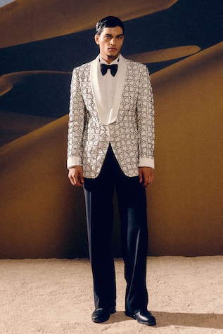 Amaare Designer Ornayi Tuxedo Set 