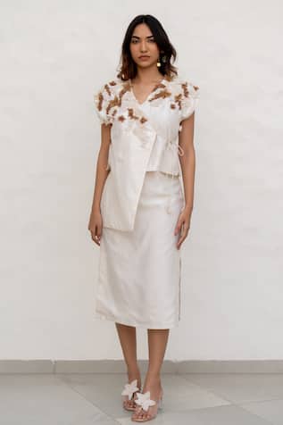 Chambray & CO. Ivory Chanderi Silk Skirt Set 