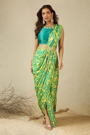 Label Nitika Green & Yellow Hand Embroidered Pre-Stitched Saree 