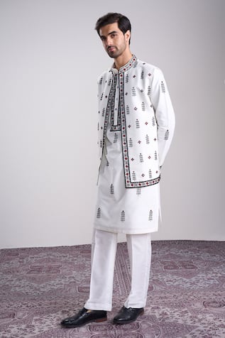 Sanjev Marwaaha Ivory Designer Kurta Set 