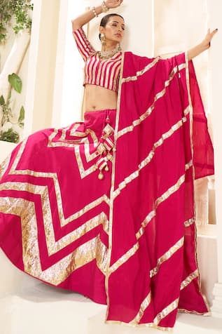 Muskann Kapadiaa Pink Gota Patti Lehenga Set 