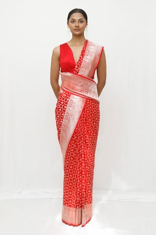 Neha & Tarun Woven Red Silk Saree with Unstitched Blouse Piece 