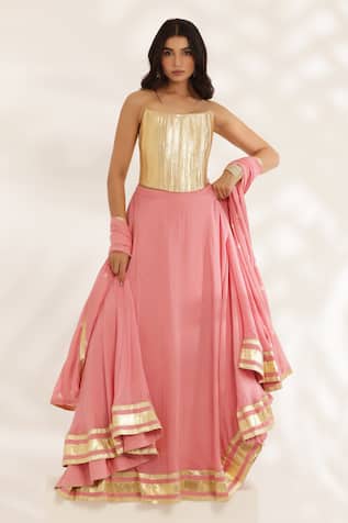 Manisha Soni Couture Coral Peach Bandhani Lehenga Set 