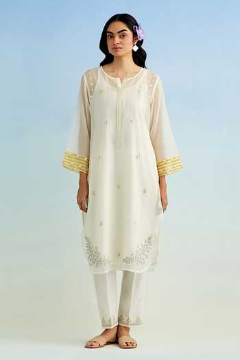 Anantaa By Roohi Ivory Embroidered Kurta Pant Set 