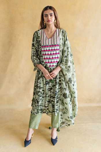 Shachi Sood Amber Raas Kurta Set 