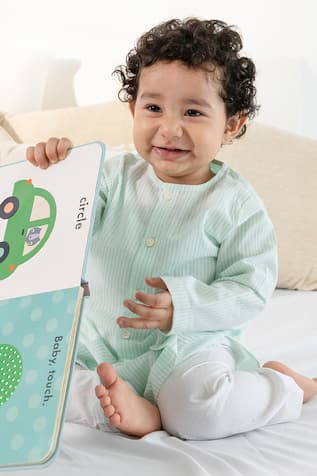 Tiber Taber Green Striped Kurta & White Pyjama Set 