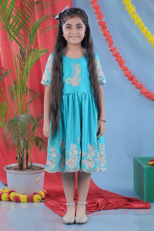 LITTLE BRATS Flower Embroidered Dress 