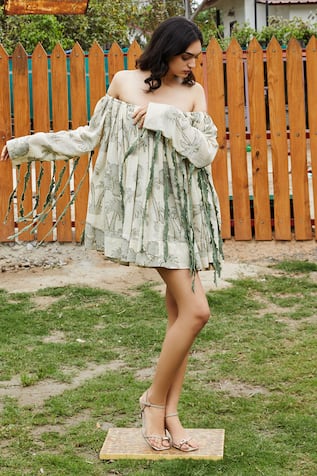 She'll Olive Self Sheer Jacquard Dress 