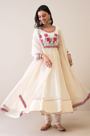 Roohbyridhimaa Uzma Embroidered Anarkali Set 