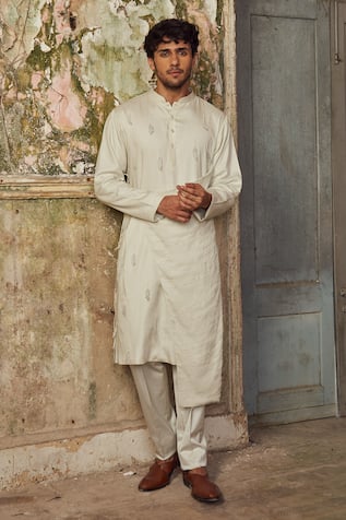 Piri India Cloud Grey Handcrafted Kurta & Pant Set 