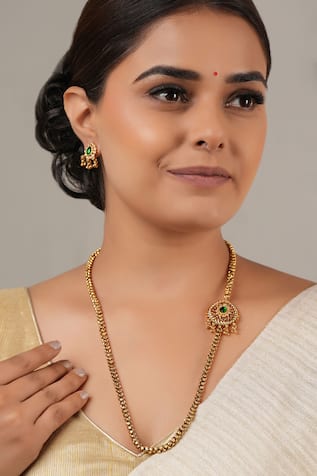 SMARS JEWELRY Gold Synthetic Stone Necklace & Earring Set 