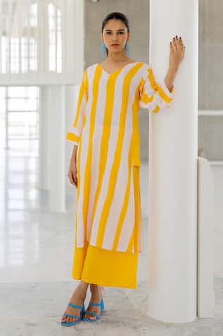 Silai Studio Box Slit Kurta Set 