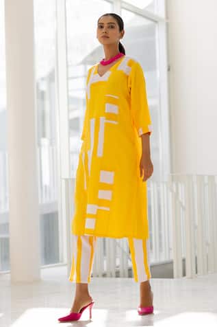 Silai Studio Panelled Yellow Kurta 