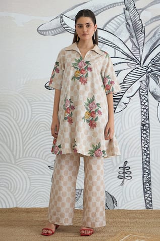 Shivani Bhargava Beige Check Flower Box Pleat Kurta & Pant 