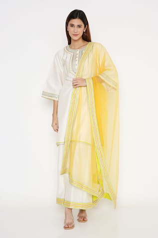 Neha Mehra Chanderi Embroidered Kurta Pant Set 