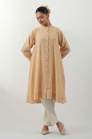 Vinusto Beige Hand Embroidered Kurta & Pant Set 