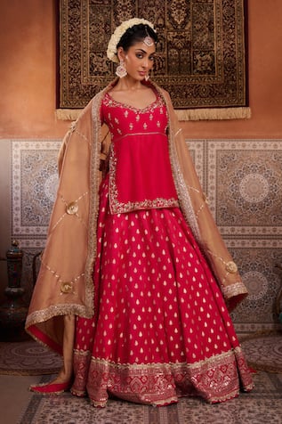 Kapda Dori Fuchsia Pink Dabka Embroidered Lehenga Set 
