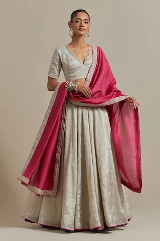 Vinusto Silver & Hot Pink Designer Lehenga Set 