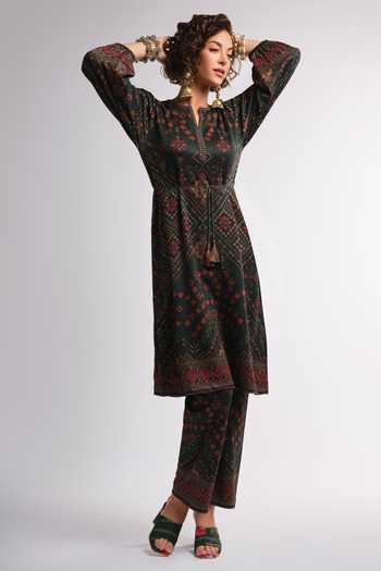 Samyukta Singhania Green Printed Kurta Pant Set 