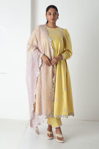 Chhaya Mehrotra Embroidered Chanderi Kurta Pant Set 