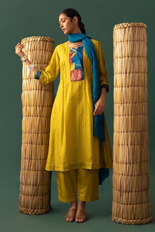 Naina Jain Patchwork Bandhani Kurta Set 