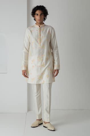 Chhaya Mehrotra Ivory Mirror Embroidered Kurta Set 