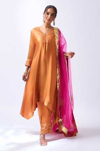 House Of Pink Asymmetrical Kurta Set With Dupatta 