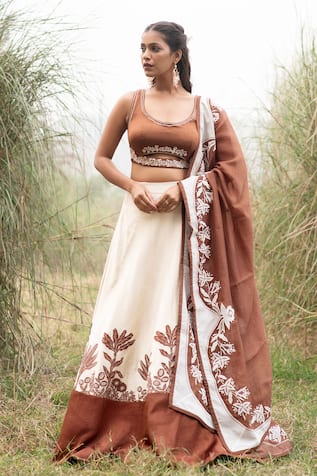 Kushani Floral Applique Lehenga Set 