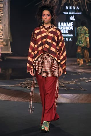 Til Plaid Cape Top 