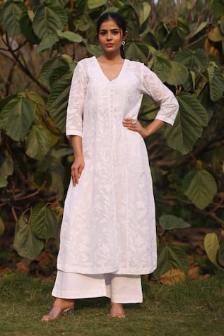 Nazar By Indu Embroidered White Kurta & Palazzo Set 