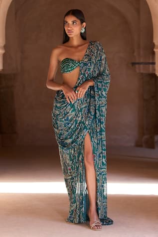 Itrh Figurine Print Draped Saree Set 