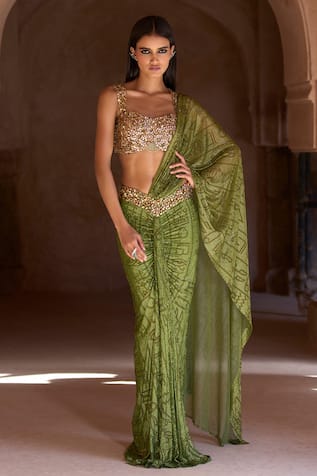 Itrh Forest Green Pre-Draped Saree Set 