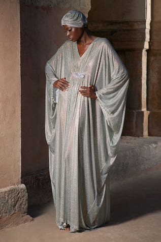 Itrh Zaynab Kaftan with Headgear 