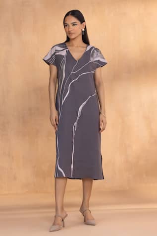 Kaveri Quatum Theory Wave Dress 