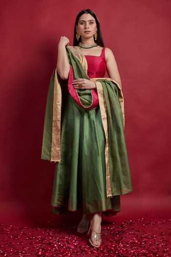 Vinusto Olive Green High Low Lehenga Set 