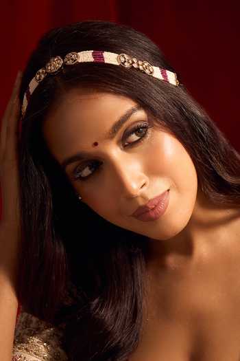 Nazaakat By Samara Singh Ruby Pink Kundan Mathapatti 