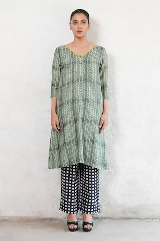 Saksham & Neharicka Olive Green Banarasi Cotton Silk Kurta 