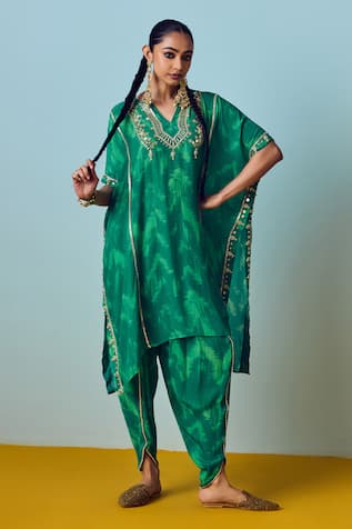 Prahnaaya Sea Green Hand-Embroidered Kaftan Set 