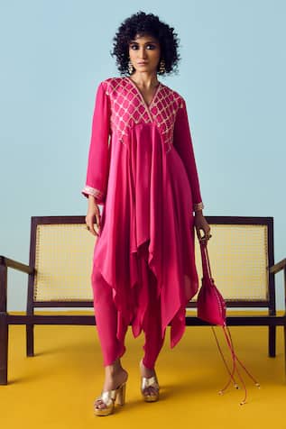 Prahnaaya Pink Asymmetric Kurta Set 