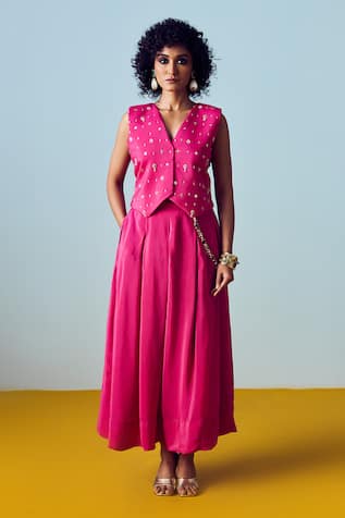 Prahnaaya Prih Pink Waistcoat & Skirt Set 