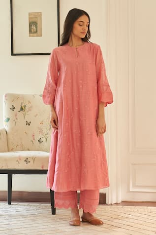 Vaayu Pink Thread Work Kurta & Pant Set 