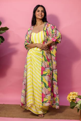 Meher By Islie Printed Yellow Skirt Set With Cape 