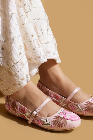 Tiesta Blush Pink Embroidered Ballerinas 
