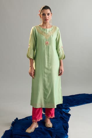 Anantaa By Roohi X AZA Floral Embroidered Kurta & Pant Set 