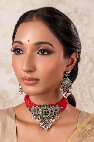 Designer Choker Necklace & Earring Set 