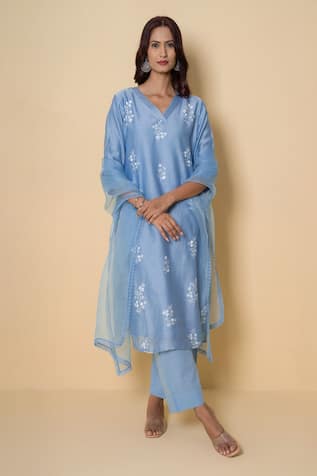 Kameez Moonlit Blue Embroidered Chanderi Suit Set 
