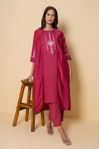 Kameez Radiant Rouge Embroidered Kurta Set 