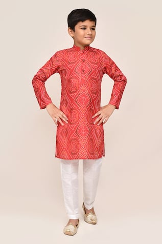 Petite Pomme Red Chundari Print Kurta & White Pant Set 
