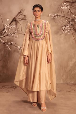 Label Niti Bothra Embroidered Kalidar Set 