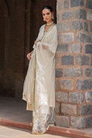 Preevin Off White Big Border Anarkali Set 